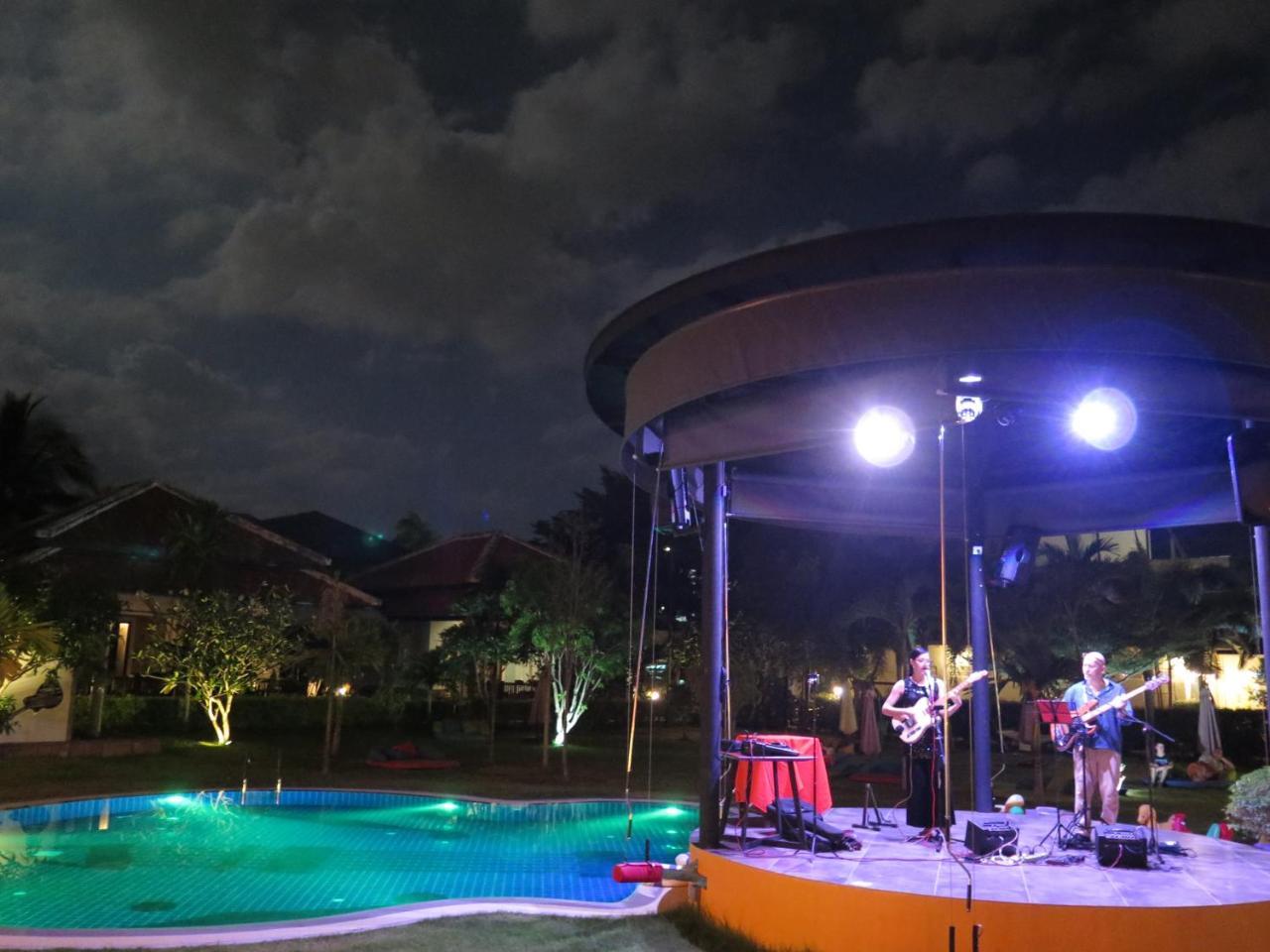 Jazz U Garden Resort Praia de Kata Exterior foto